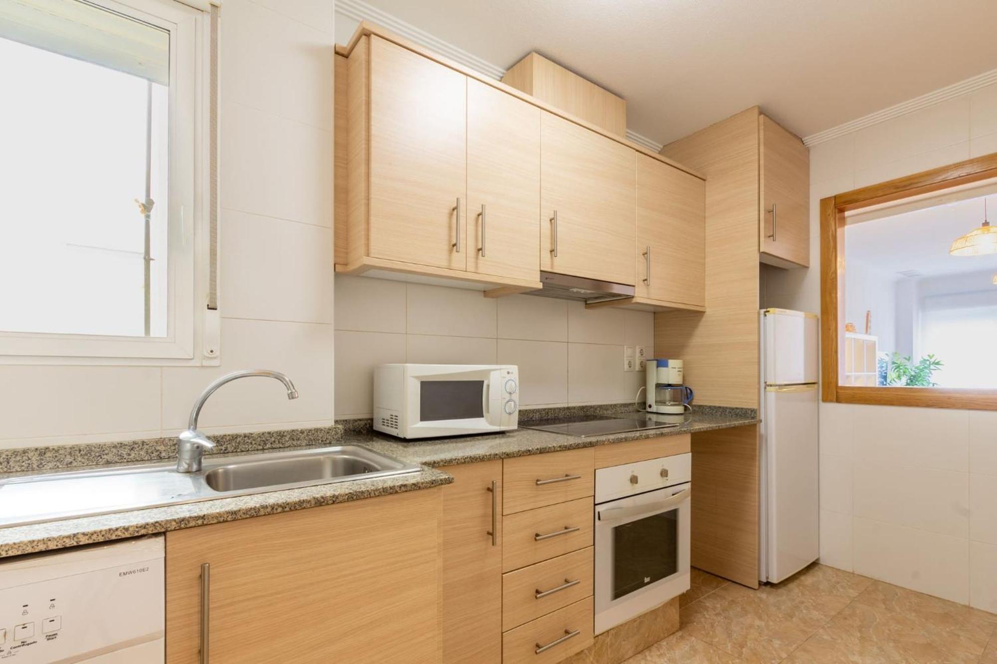 A 5 Minutos Del Aeropuerto De Alicante Apartament *