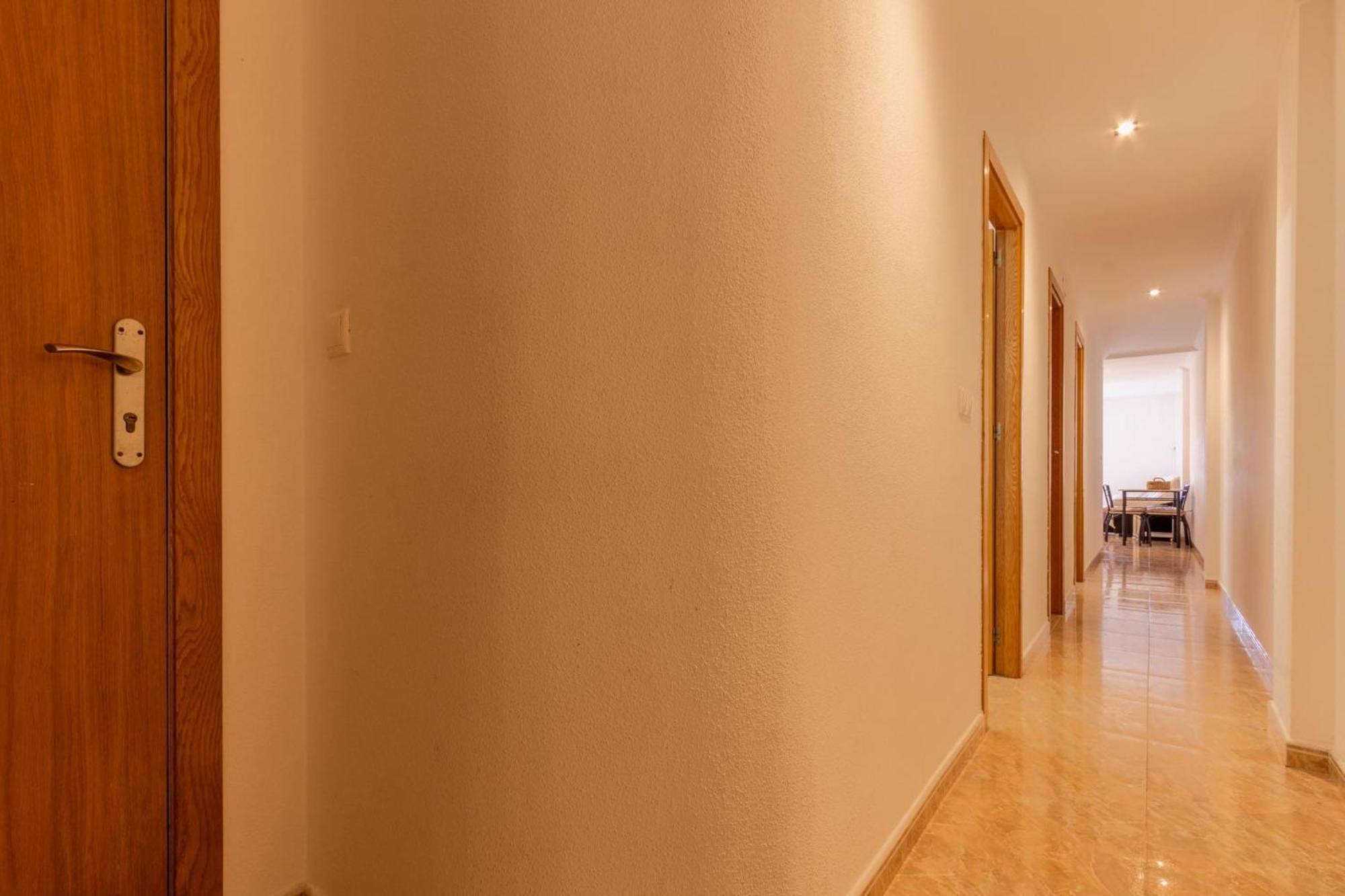 Apartment A 5 Minutos Del Aeropuerto De Alicante *